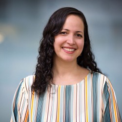 Fernanda L. Cross